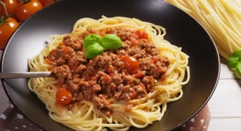 Macarrão na Manteiga com Carne Moída: Simplicidade e Sabor